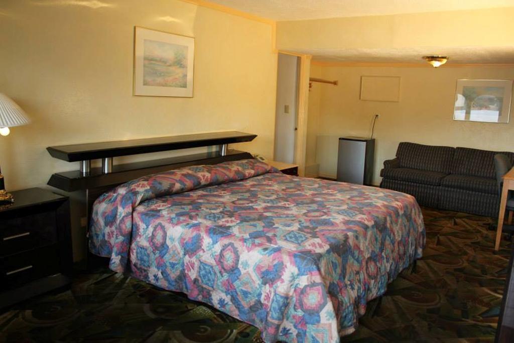 Presidential Inn And Suites Lyons Exteriér fotografie